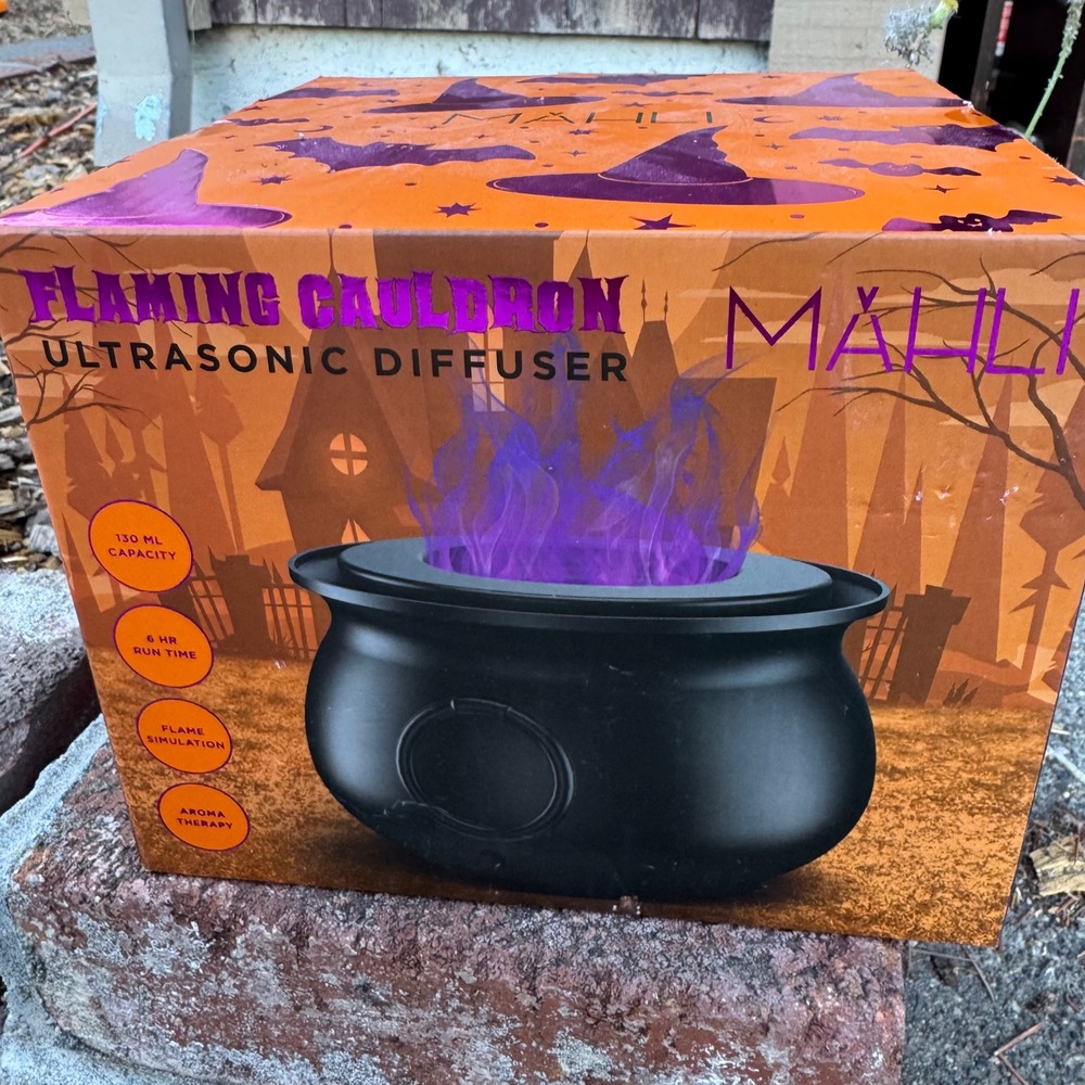 Mahli Flaming Cauldron Ultrasonic Diffuser Halloween Decor MDB-718PUF New Sealed